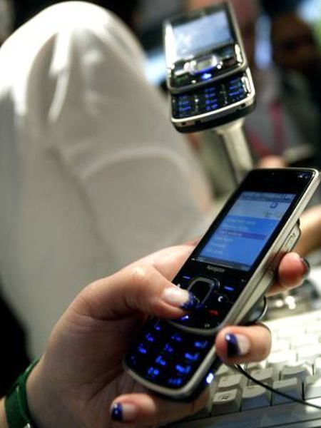 The extended use of mobile phones has increased internet access in Latin America.