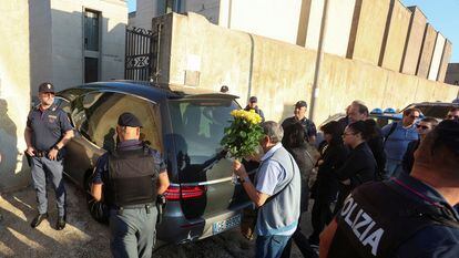 The hearse with deceased mafia boss Matteo Messina Denaro arrives at the cemetery in the Sicilian city of Castelvetrano; September 27, 2023.