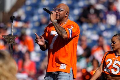 Singer Flo Rida performs at halftime during of an NFL football game between the New York Jets and the Denver Broncos, Sunday, Sept. 26, 2021, in Denver.