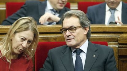 Acting Catalan premier Artur Mas and his deputy, Neus Munté.