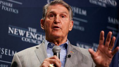Americans Together founder and U.S. Senator Joe Manchin (D-WV) speaks at The New Hampshire Institute of Politics at Saint Anselm College in Manchester, New Hampshire, January 12, 2024.