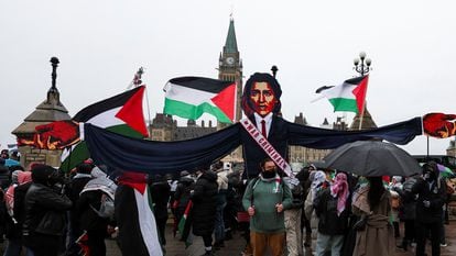 Advocates of a ceasefire in Gaza demonstrate in Ottawa, the seat of the federal government, on March 9.