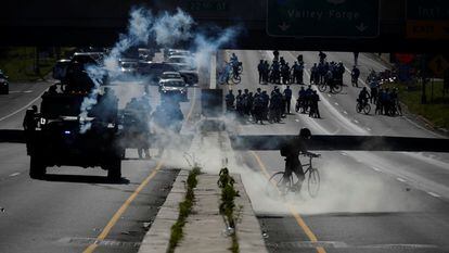 Law enforcement deploys tear gas and smoke canisters during a rally against the death in Minneapolis police custody of George Floyd, in Philadelphia, Pennsylvania, on June 1, 2020.