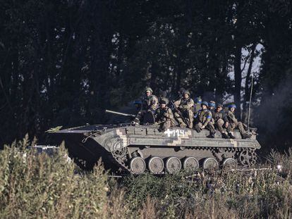 Ukrainian soldiers on patrol in the Kharkiv region on September 9 after a counter-offensive liberated dozens of localities.