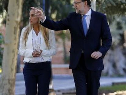Mariano Rajoy with Lilian Tintori, wife of jailed Venezuelan opposition leader Leopoldo López, in September in Madrid.
