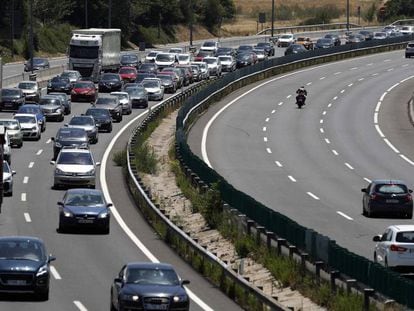 Investment in roads has been declining in Spain.