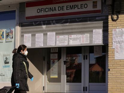 Spain's understaffed employment services have been struggling to deal with an avalanche of ERTE claims.