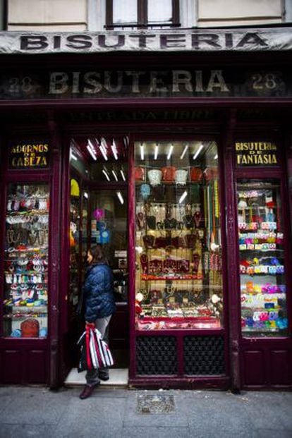 The Bisutería Otero jewelry store has stood on Madrid’s Calle Mayor since 1905.