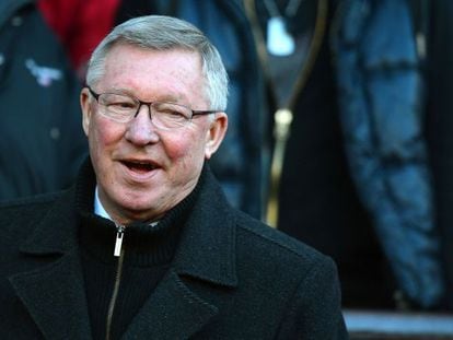 Sir Alex Ferguson is looking forward to renewing his friendly rivalry with Jos&eacute; Mourinho.   
