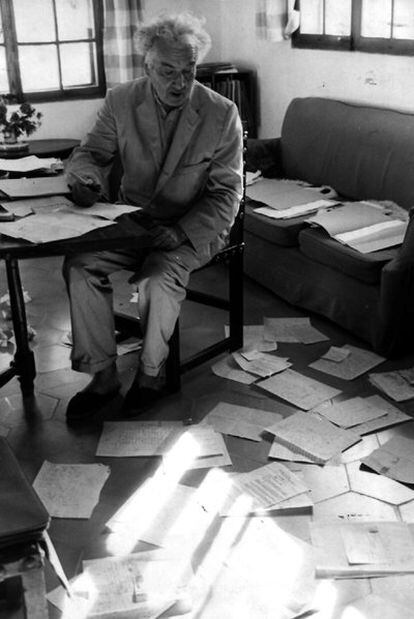 Robert Graves, in his studio in Mallorca.