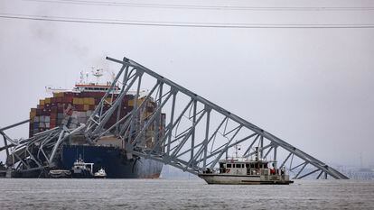 Workers search for victims after the freighter Dali collided with the Francis Scott Key Bridge in Baltimore.