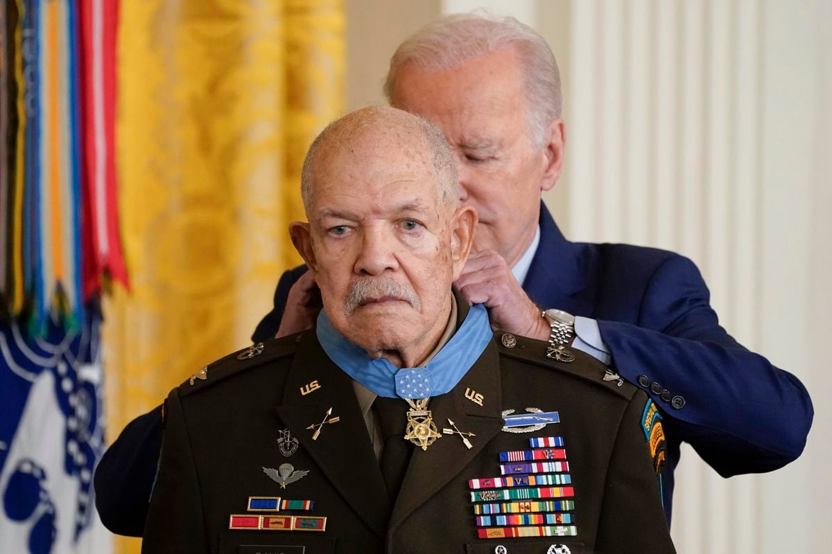 Black Vietnam Vet Finally Honored With Medal Of Honor | U.S. | EL PAÍS ...