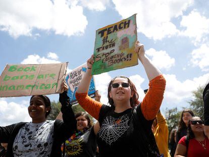 Students stage a walk out from Hillsborough High School to protest after Florida banned classroom instruction on gender identity and sexual orientation, in Tampa, Florida, April 21, 2023.