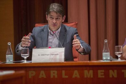 Oriol Pujol, during Monday's session in the Catalan parliament.