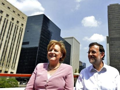 Mariano Rajoy and Angela Merkel in Chicago on Sunday.
