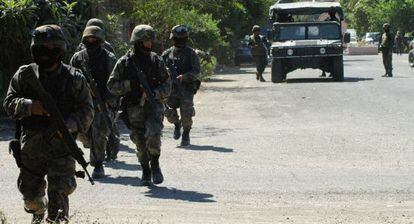 Mexican military patrol on anti-drug trafficking assignment.
