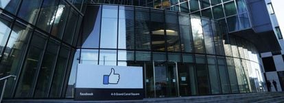 Facebook has its biggest headquarters beyond the US in Dublin due to favorable tax conditions.
