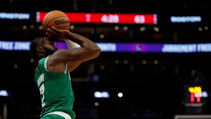Oct 30, 2023; Washington, District of Columbia, USA; Boston Celtics guard Jaylen Brown (7) shoots the ball against the Washington Wizards in the second quarter at Capital One Arena. Mandatory Credit: Geoff Burke-USA TODAY Sports