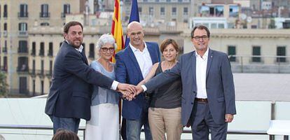 Left to right, Junts pel si leaders Oriol Junqueras, Muriel Casals, Raül Romeva, Carme Forcadell and Artur Mas
