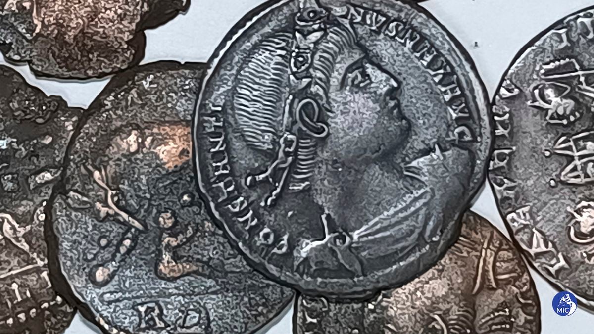 Tens of thousands of ancient coins have been found off Sardinia. They may  be spoils of a shipwreck | Culture | EL PAÍS English