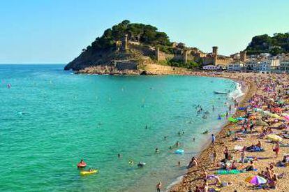 Playa Grande in Tossa de Mar (Costa Brava).