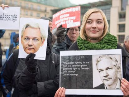Protesters demanding freedom for Julian Assange in Berlin.