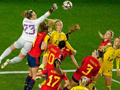 Spain goalkeeper Cata Coll clears during the semifinal against Sweden. 

Associated Press/LaPresse
Only Italy and Spain