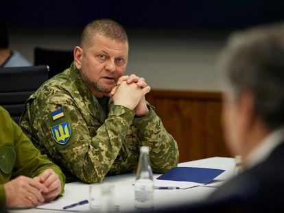 The Commander-in-Chief of the Ukrainian Armed Forces, Valeriy Zaluzhny, during a meeting with Volodymyr Zelenskiy and senior US officials in Kyiv on April 24.
