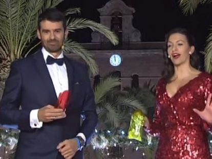 Enrique Sánchez and Ana Ruiz during the ill-fated broadcast from Almería.