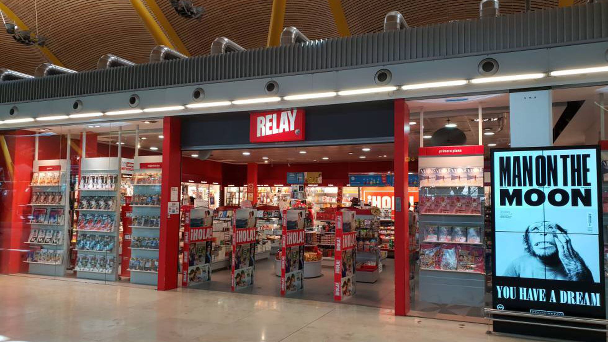 silencio Hacer un muñeco de nieve ira Airports in Spain: Spanish airports will have to sell bottles of water for  €1 | Economy and Business | EL PAÍS English Edition