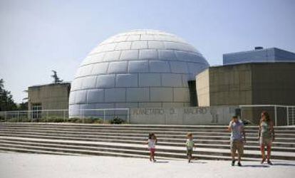 The Madrid Planetarium is a good place to see the eclipse.