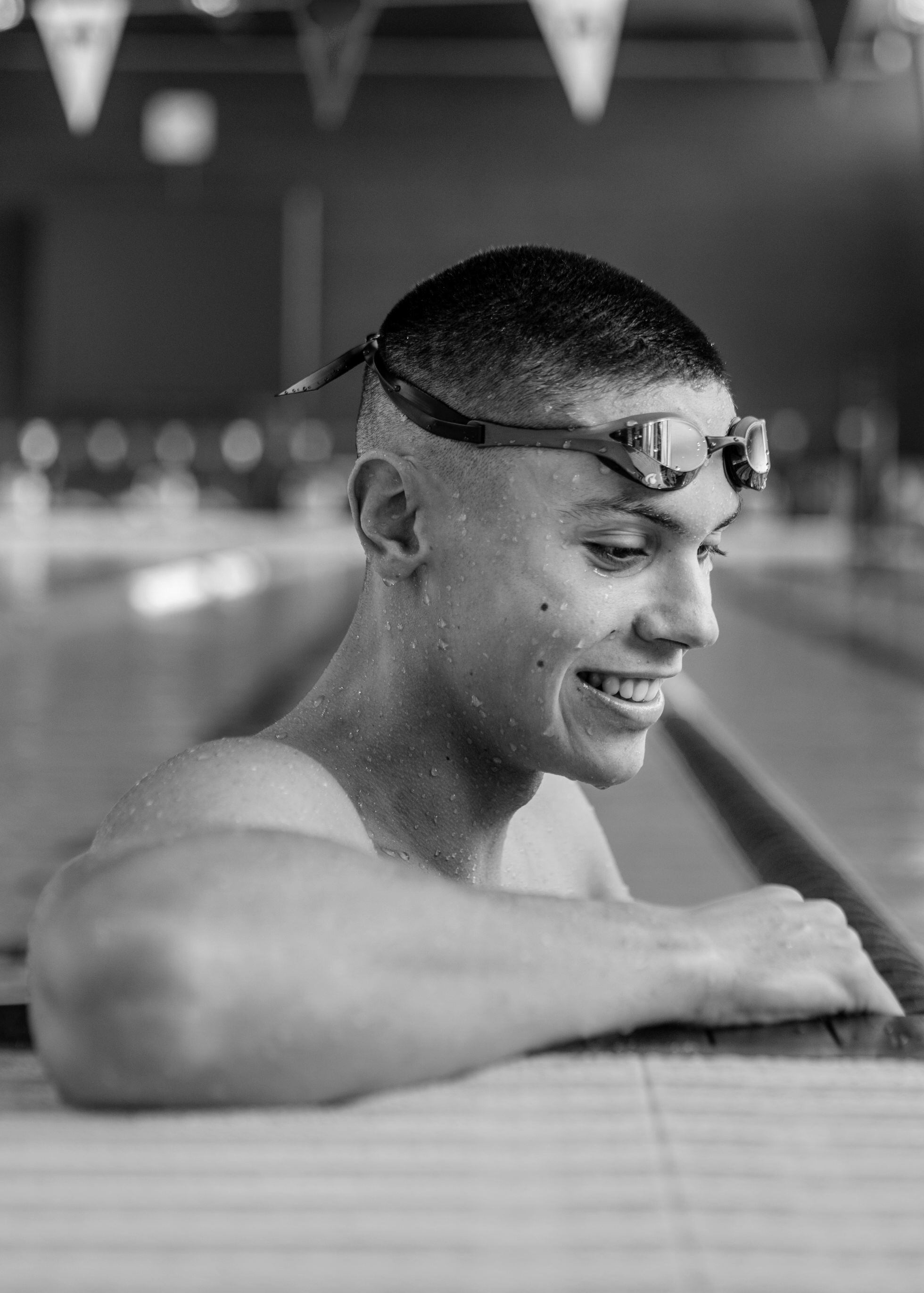 A visit with David Popovici, the world’s fastest swimmer Sports EL