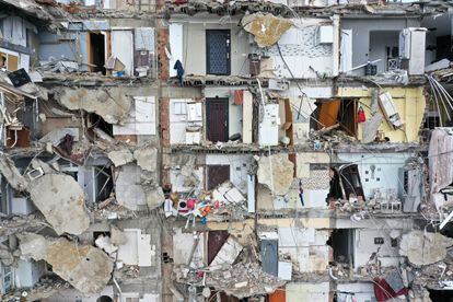 An aerial view of a damaged building after in Adana, Turkey after 7.7 and 7.6 magnitude earthquakes hits the southern province of Kahramanmaras, on February 6, 2023.
