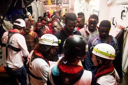 A group of migrants on the ‘Aquarius’ on Saturday night.