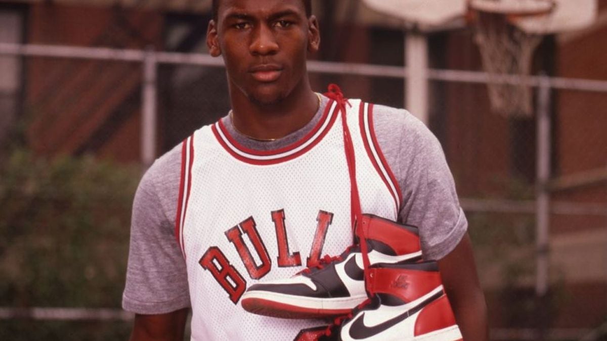 Zullen generatie werkzaamheid The day Michael Jordan's mother changed Nike's history forever: 'Even if  you don't like it, you're going to listen to them' | Culture | EL PAÍS  English