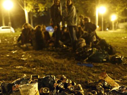 Late night, open-air 'botellón' drinking at Madrid University.
