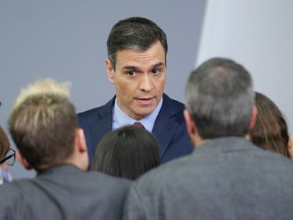 Spanish Prime Minister Pedro Sánchez speaks to the press on Tuesday.