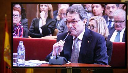 Artur Mas in court on Monday.