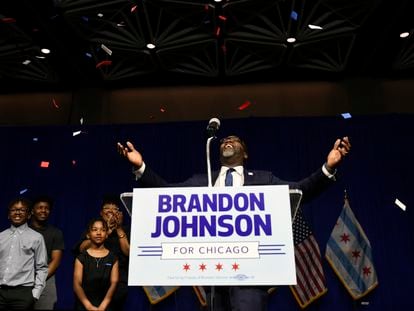 Chicago Mayor-elect Brandon Johnson celebrates with supporters after defeating Paul Vallas after the mayoral runoff election late Tuesday, April 4, 2023, in Chicago.