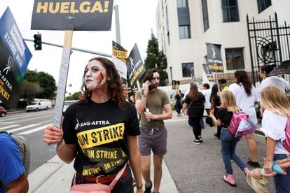 SAG-AFTRA members walk the picket line during their ongoing strike outside Sony Studios in Culver City, California, U.S. September 29, 2023