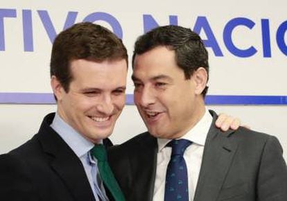 PP national president Pablo Casado (l) and his candidate in Andalusia, Juanma Moreno.