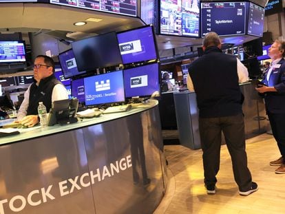 Traders work on the floor of the New York Stock Exchange during morning trading on April 10, 2023 in New York City.