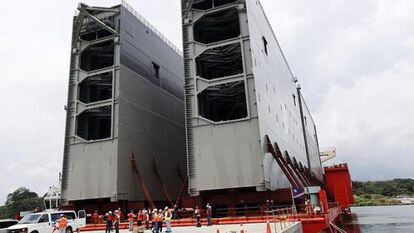 The first lock-gates for the widening of the Panama Canal arrived last August.