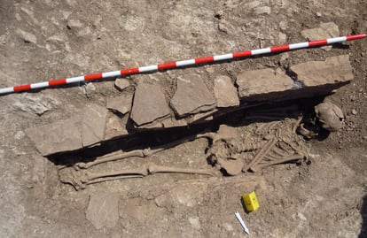 Medieval burial found in Peñas de Santo Domingo.