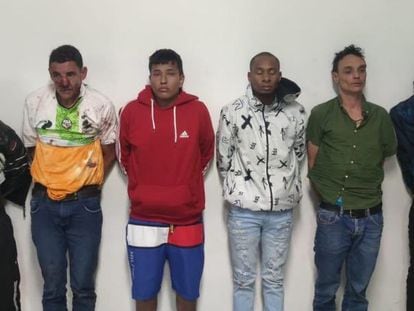 Ecuadorian authorities present the six men detained for the murder of presidential candidate Fernando Villavicencio. On Friday they were murdered in a Guayaquil prison.