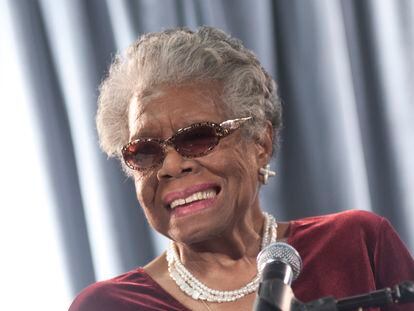 Maya Angelou speaks during the AARP Magazine's 2011 Inspire Awards at Ronald Reagan Building on December 9, 2010 in Washington, DC