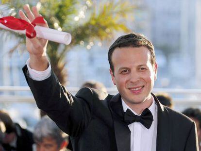 Escalante with his Cannes Best Director Award. 