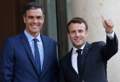 Pedro Sánchez and Emmanuel Macron.