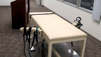 The execution chamber at the Idaho Maximum Security Institution is shown in Boise, Idaho on October 20, 2011.