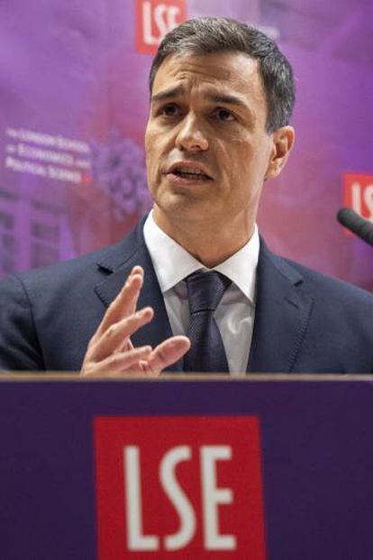 Socialist leader Pedro Sánchez will meet with PM Rajoy on Tuesday.